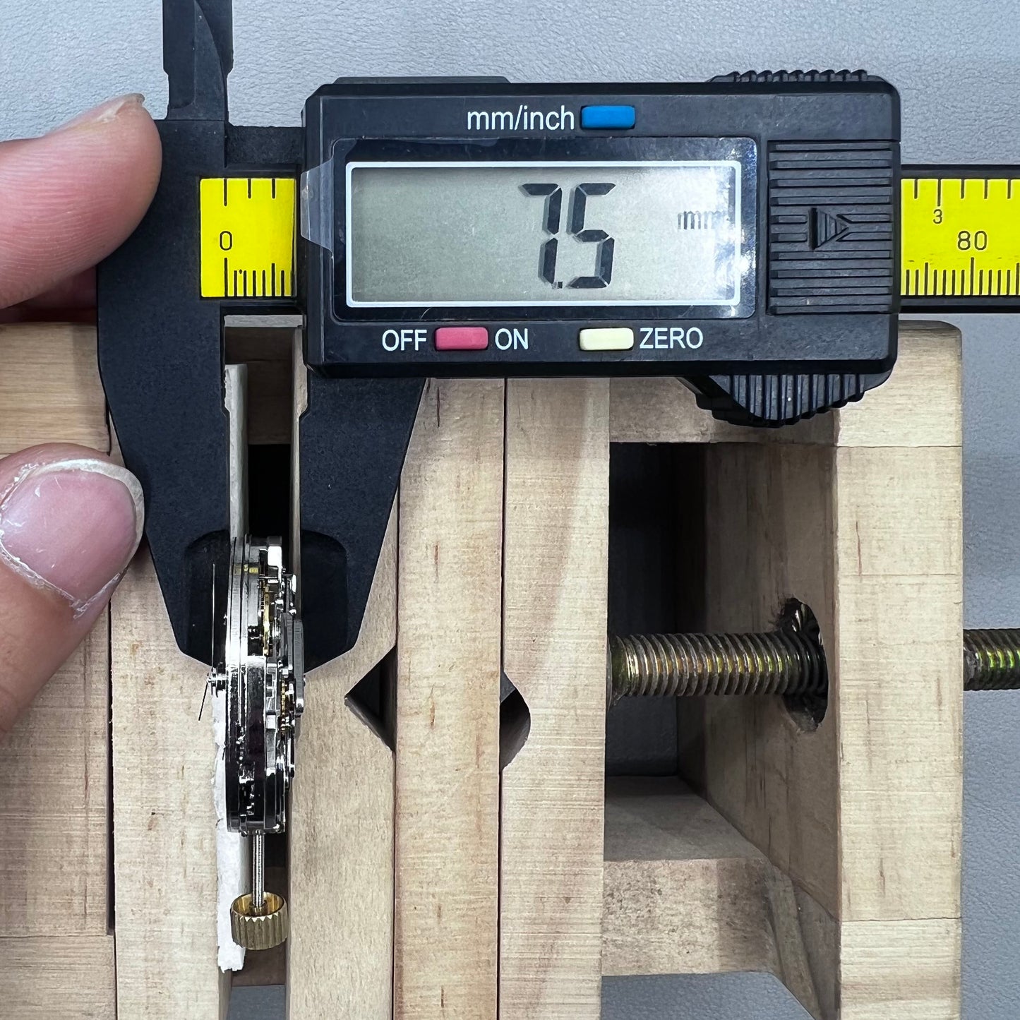 Dandong 7750 Mechanical Movement No Calendar Small Second@3/6/9