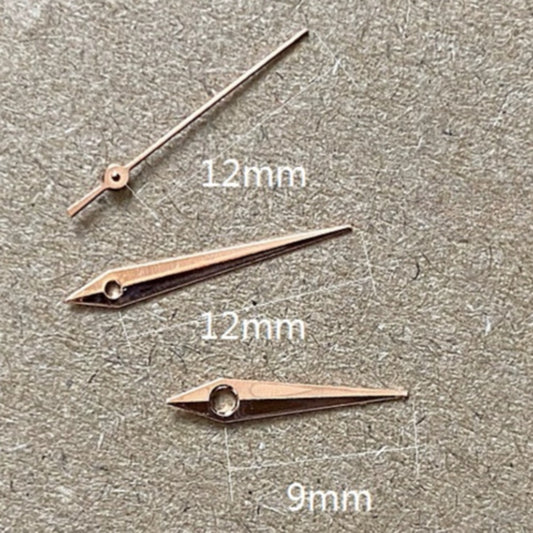 Aiguilles de montre en forme de flèche rose doré 12 x 12 x 9 mm pour mouvement à quartz Miyota 2035