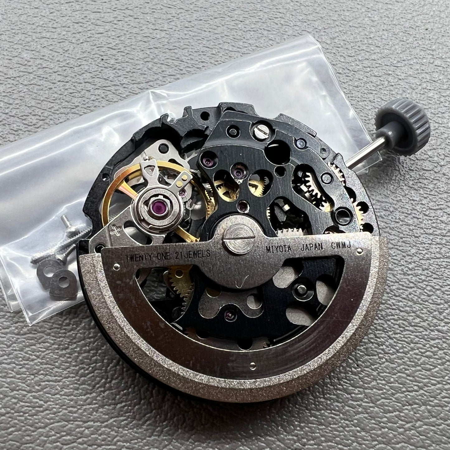 Echtes Miyota 8N24 Schwarzes Automatisches Skelettmechanisches Uhrwerk