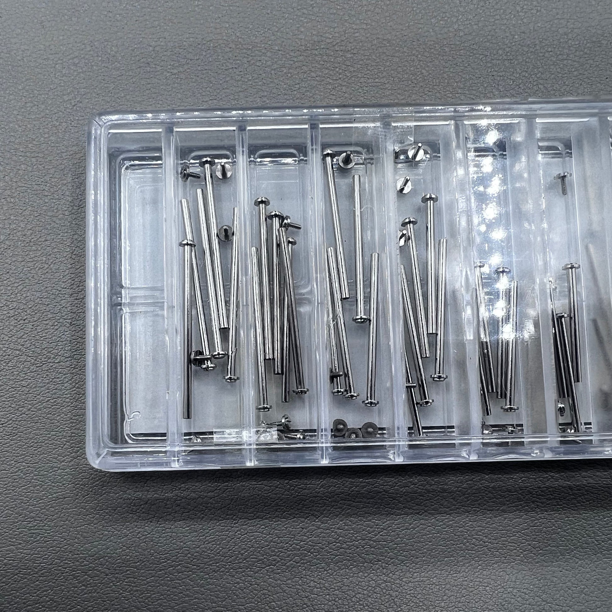 Brass watch strap screw bar, sizes 8-28mm, 1.5mm thick, stainless steel for secure lug attachment.