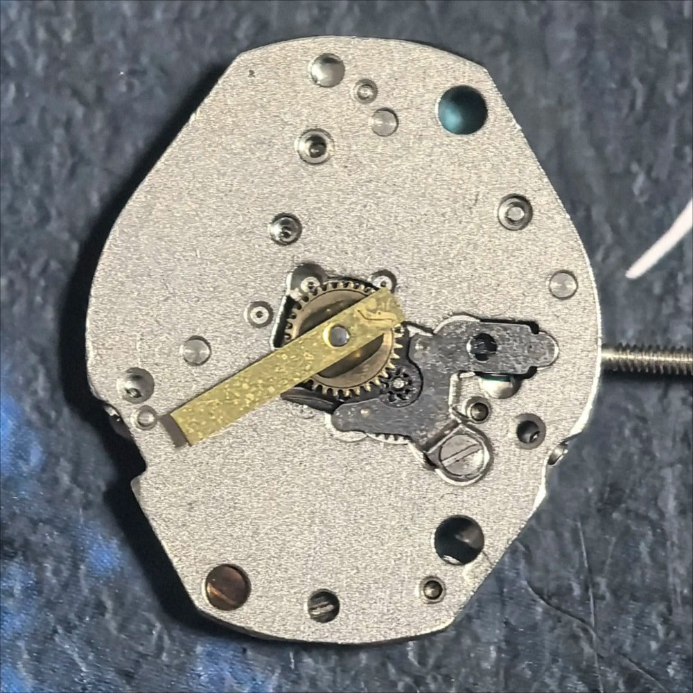 Old Stock Swiss ETA 561.001 Watch Quartz Movement 2 Hands Watch Part