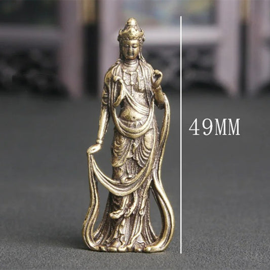 Solid copper Guanyin Buddha figurine from Thailand, hand-carved vintage bronze model for meditation d�cor.