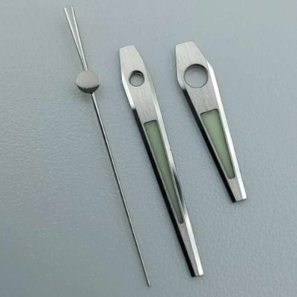 Silver trim arrow-shaped green lume watch hands for NH35/4R36/6R15/7S26 movement, precise fit and visibility