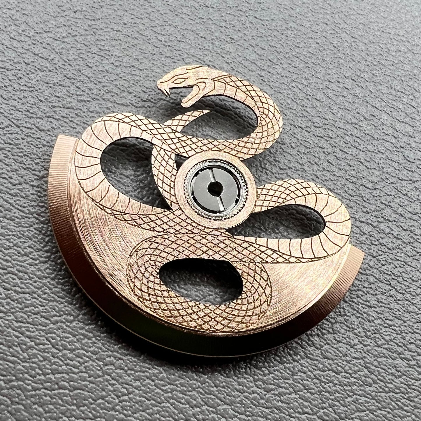 Rose gold snake pattern rotor for NH34 NH35 NH36 NH38 watch movements, elegant watch accessory.