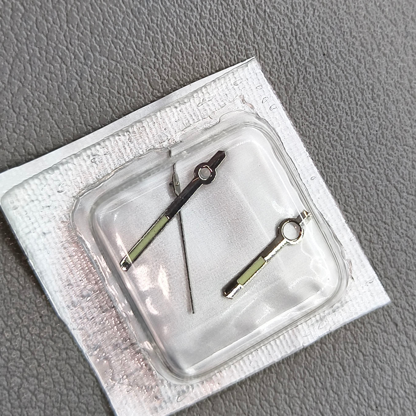 2 Sets/Pack Silver Luminous Watch Hands Generic Fit for 7009 Movement