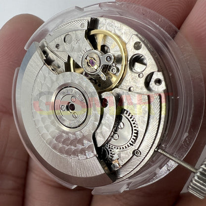 Seagull ST25 automatic watch movement with small second at 9H, perlage finish, for precise repairs.