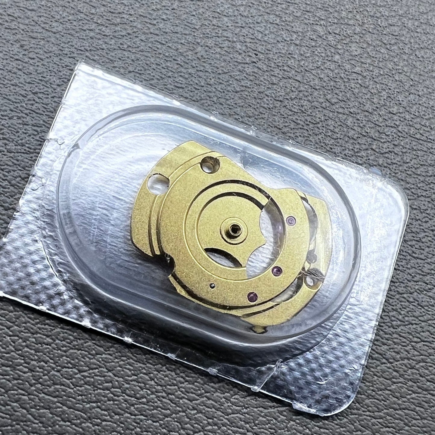 PT5000 Golden Auto Main Wheel Bridge Splint Generic for Movement PT5000 ETA2824