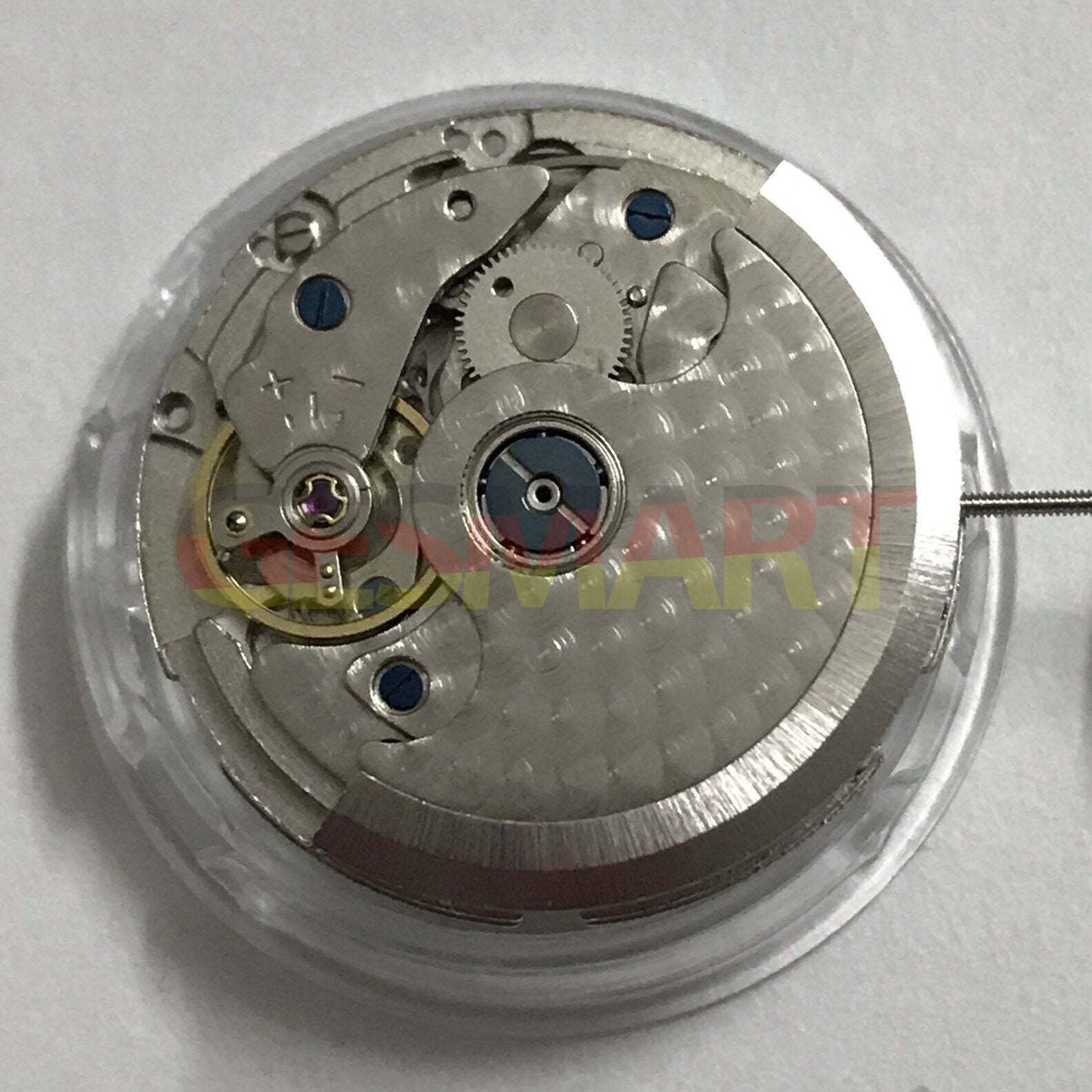 China Made 2813 automatic mechanical watch movement with single calendar for precise timekeeping.