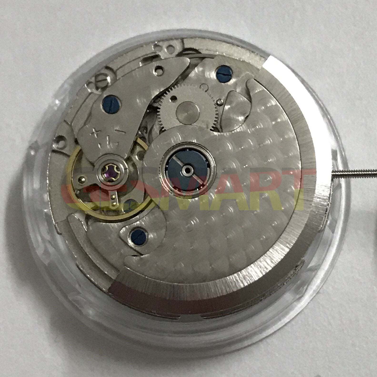 China Made 2813 automatic mechanical watch movement with single calendar for precise timekeeping.