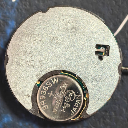 Swiss Part ETA G15.211 Quartz Movement Date At 4 Watch Part