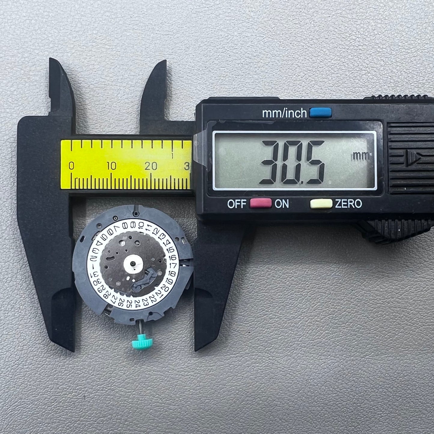Japan Miyota 0S80 quartz watch movement by Miyota, precise replacement for 0580 models.