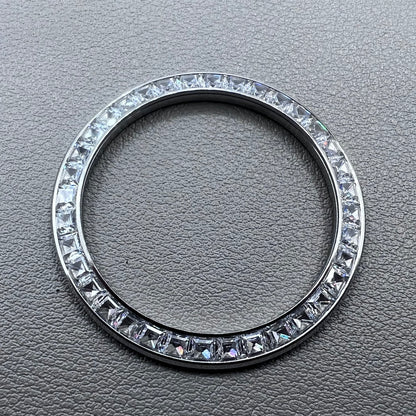 Silver 39.4mm Daytona watch bezel with T-shaped square diamond moissanite, flat bottom design.