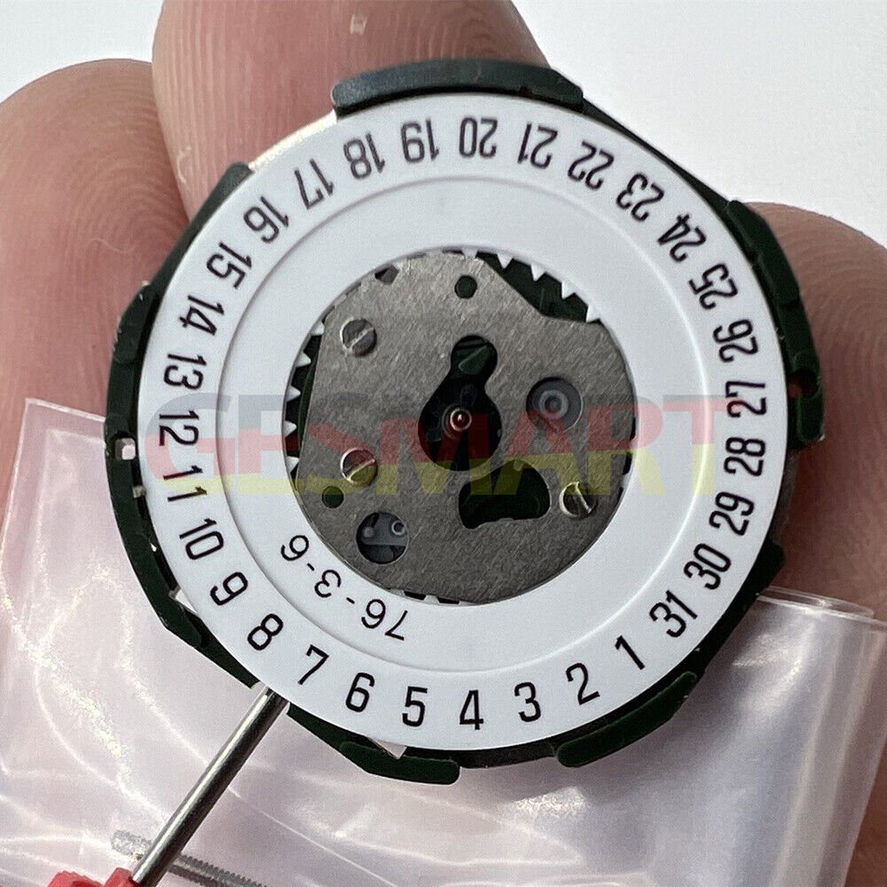 Miyota 2115 Japan Quartz Movement with date display at 6 o'clock, watch accessory detail.