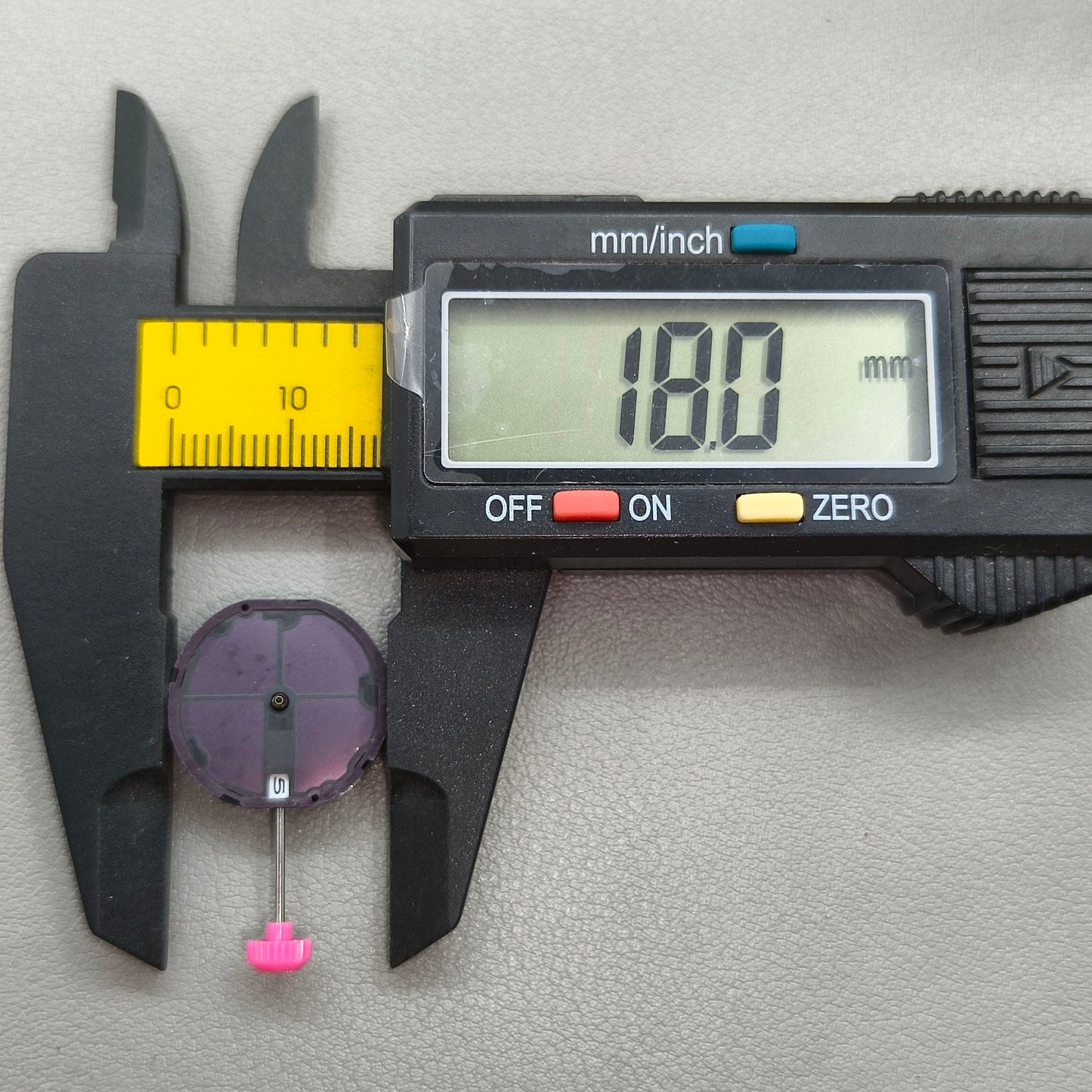 Japan Citizen E011M Solar Movement 3 Hands Watch Part Date@3