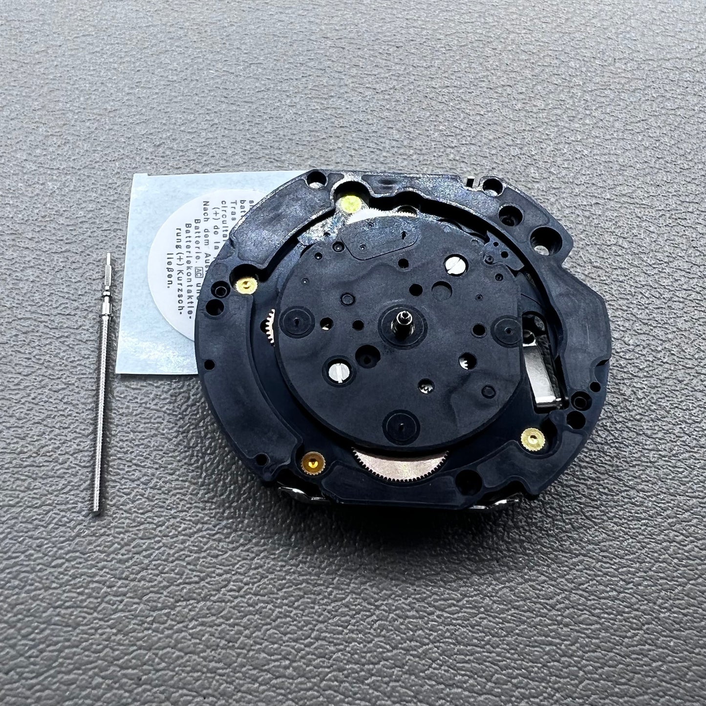 Japan Hattori Epson VD34 VD34A quartz watch movement, precise timekeeping for watch repair and assembly.