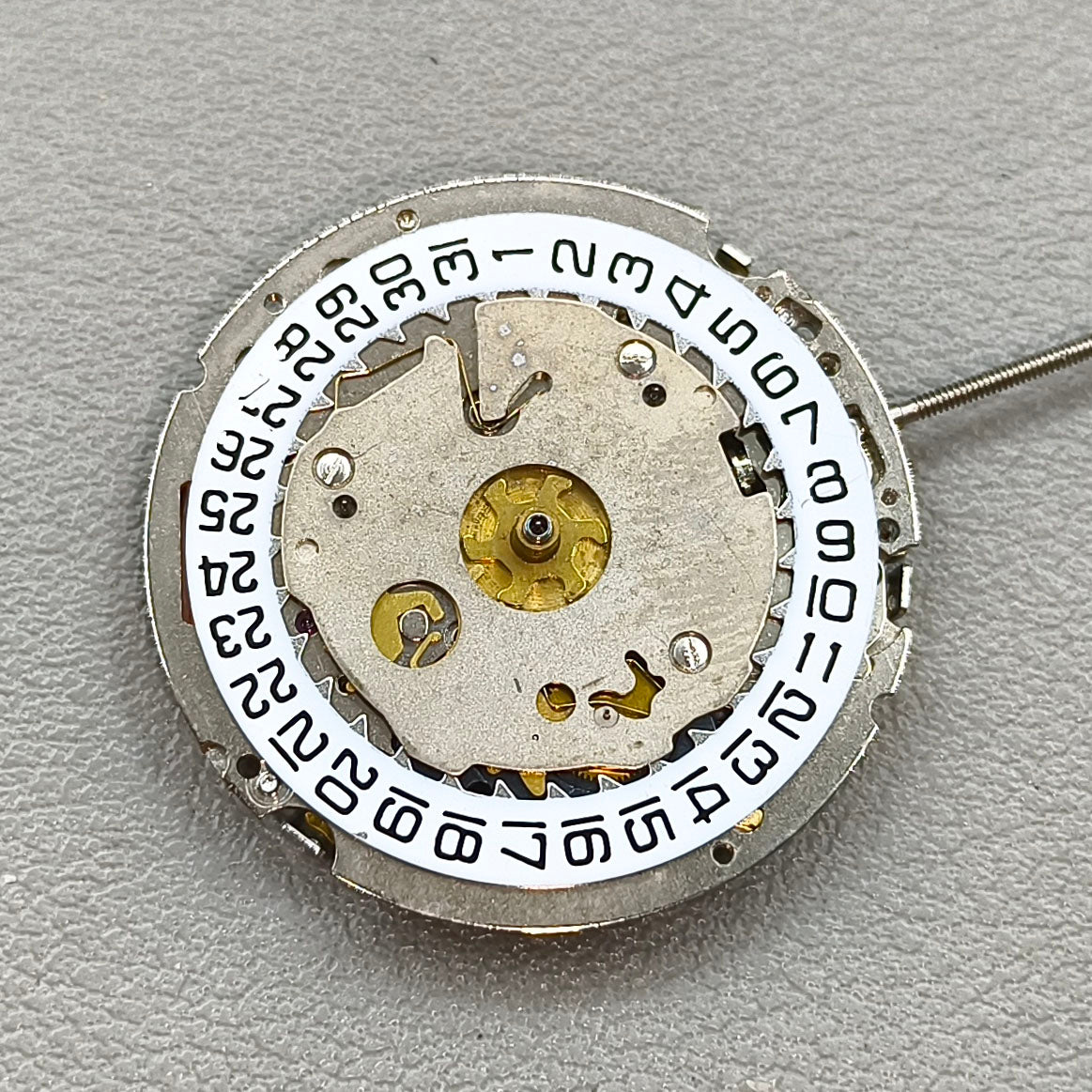 Swiss ISA 8161 Quartz Movement Silver Multifunctional 6 Hands Date@4