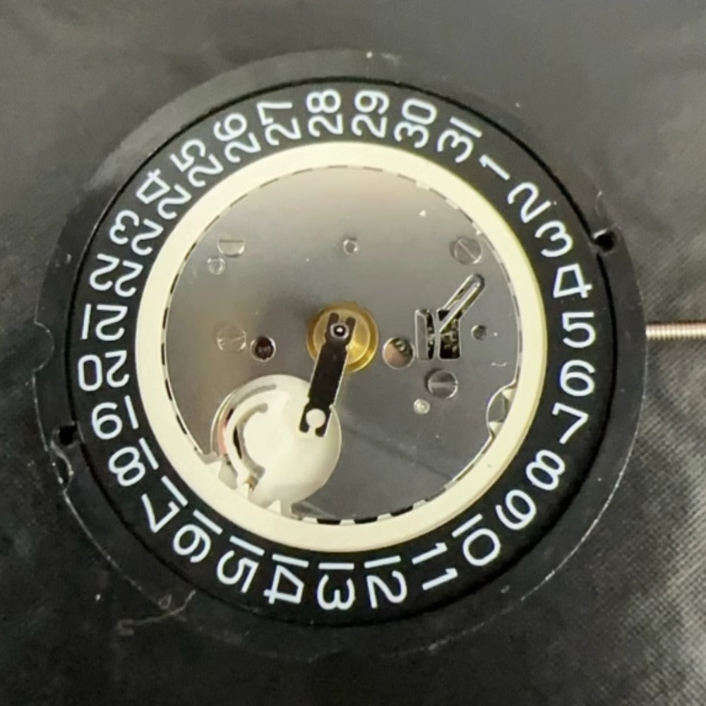 Ronda 515 Swiss Made quartz movement with black disk and date display at 3 o'clock by HCP3.