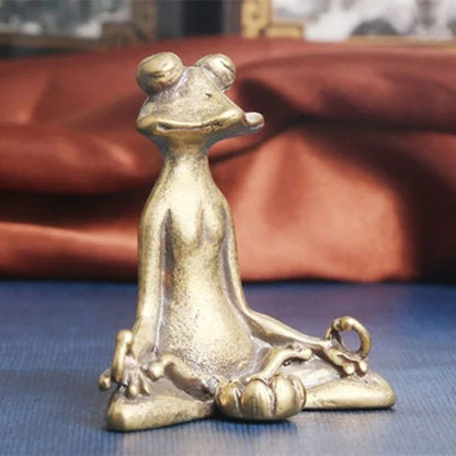 Hand-carved solid copper meditation frog figurine, vintage bronze d�cor for mindfulness.