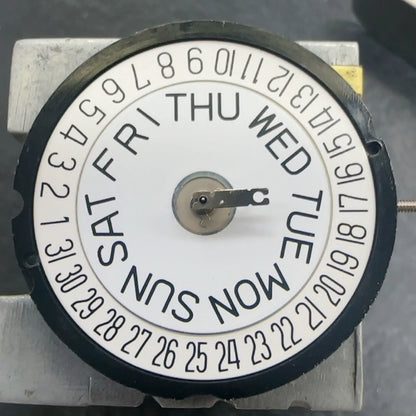 Swiss Part Ronda 517 quartz movement with single calendar at 6 and week display at 12 for watches.