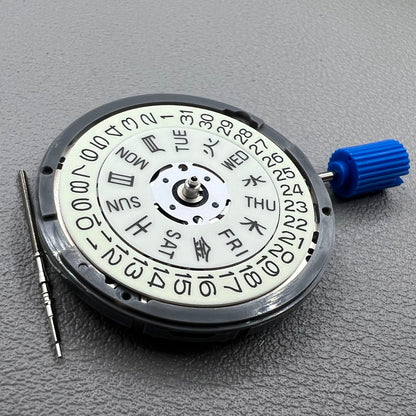 Seiko Automatikwerk NH36A mit blauem Zifferblatt und wei�er leuchtender Krone, mechanisches Uhrwerk