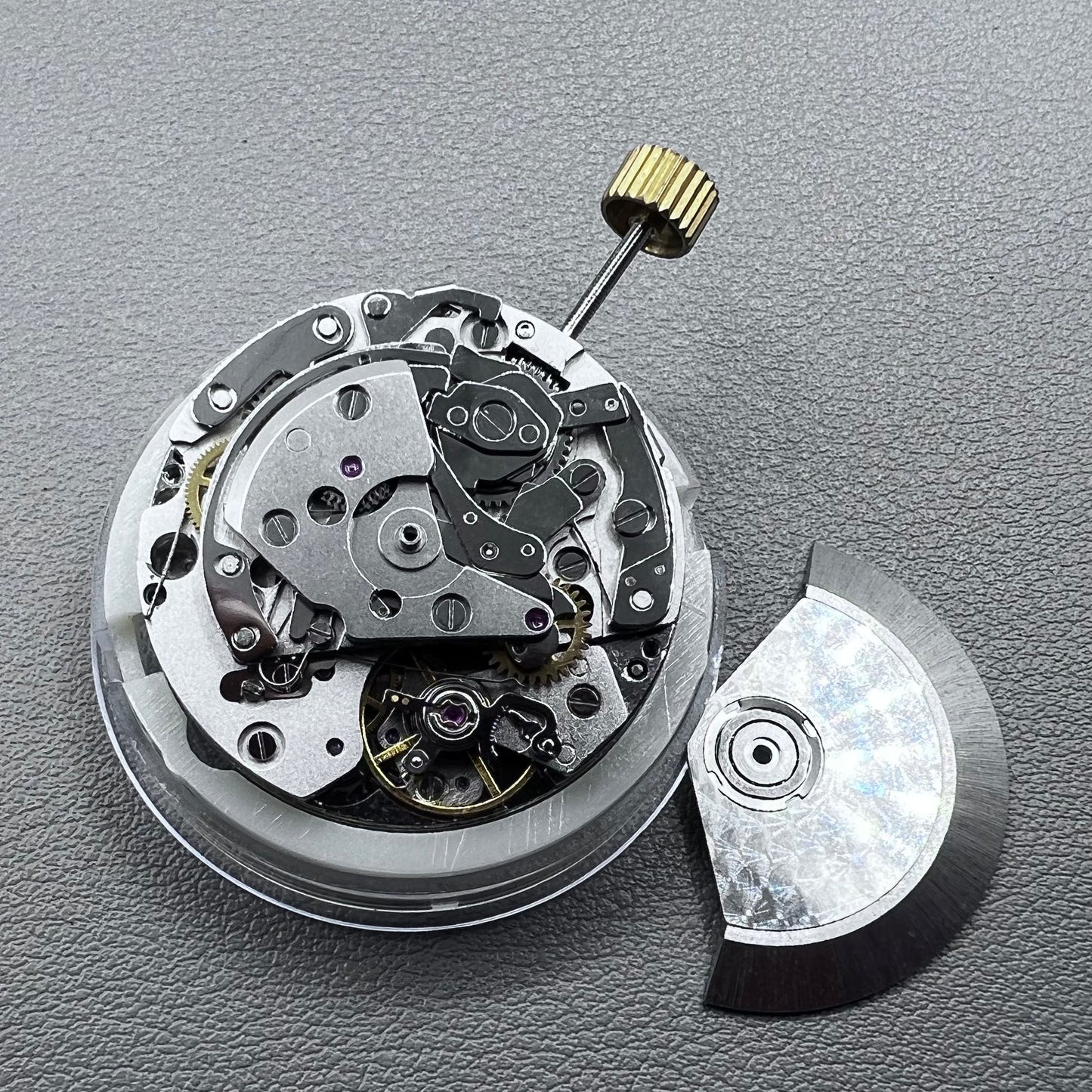 Dandong 7750 Mechanical Movement No Calendar Small Second@3/6/9