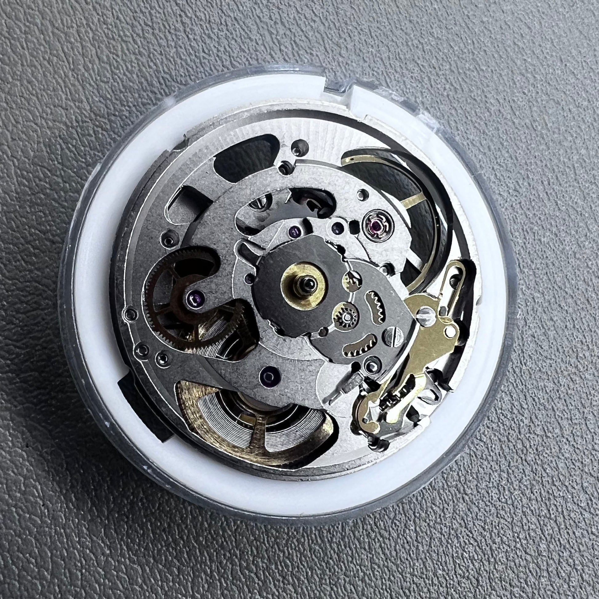 Swiss ETA 2824 mechanical watch movement by ETA, no calendar, for precise timekeeping and reliable performance.
