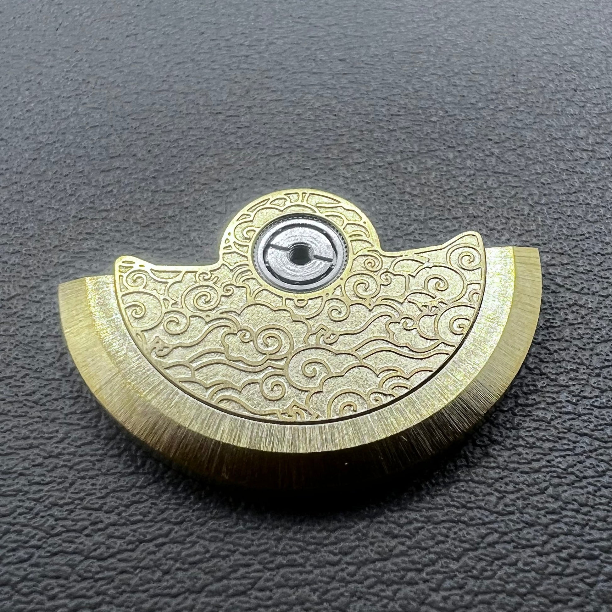 Artistic vintage golden rotor with wave design for NH34 NH35 NH36 NH38 movements.