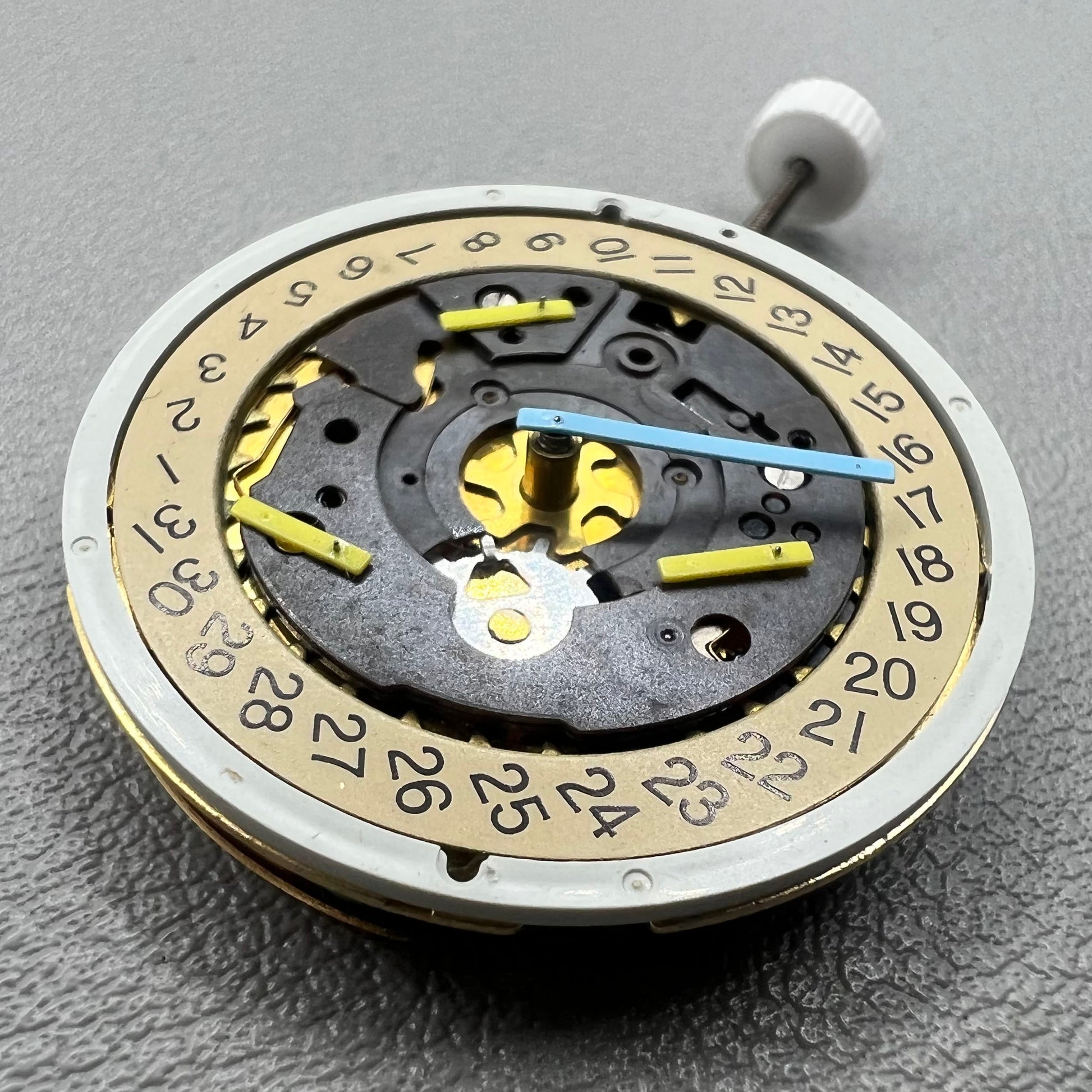 Swiss ISA 8162 Golden Disk Date@4 watch accessory, quartz movement ISA 8172 replacement part for precision timing.