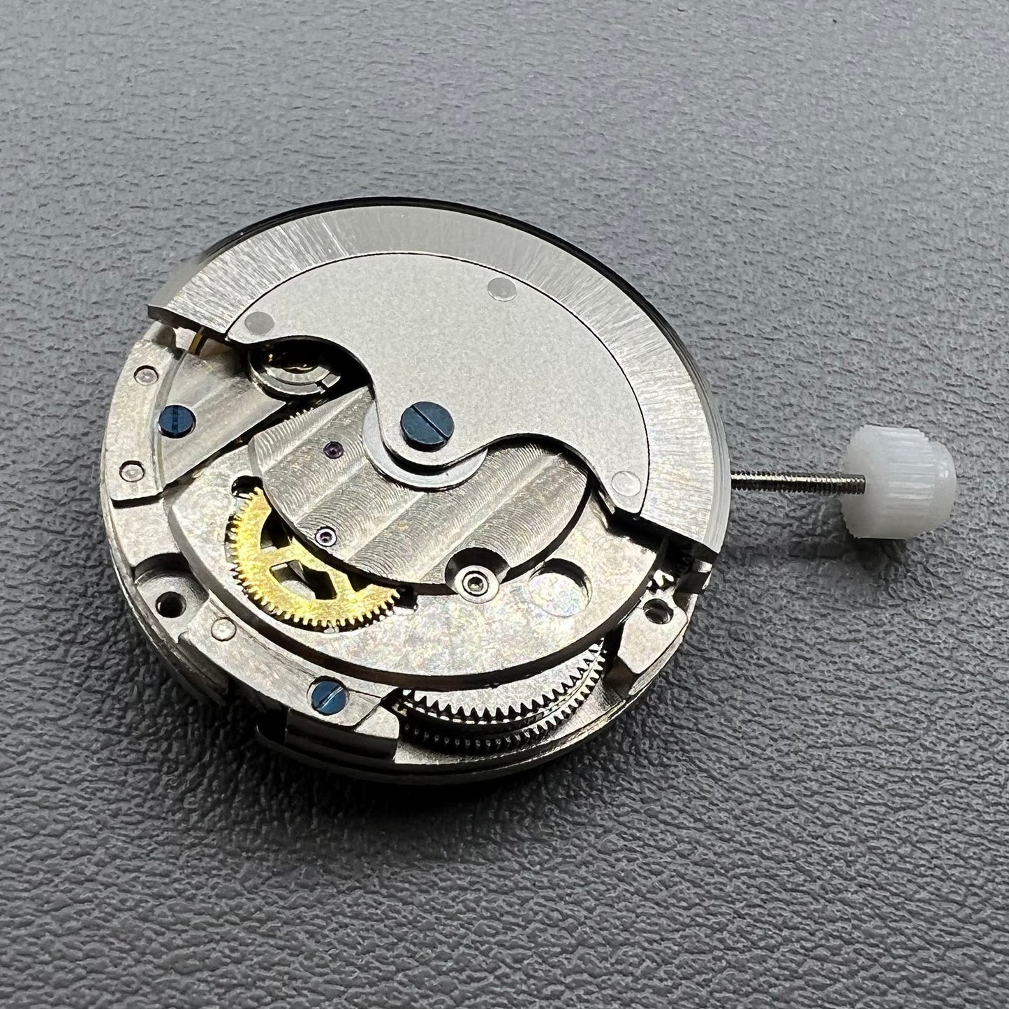 Mingzhu 8205 2813 mechanical watch movement with small second hand at 9 o'clock, precision parts