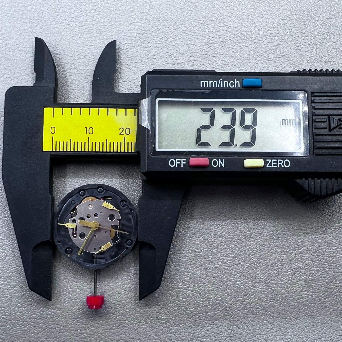 Swiss ETA G15.561 Watch Quartz Movement Replacement of ETA G15.562
