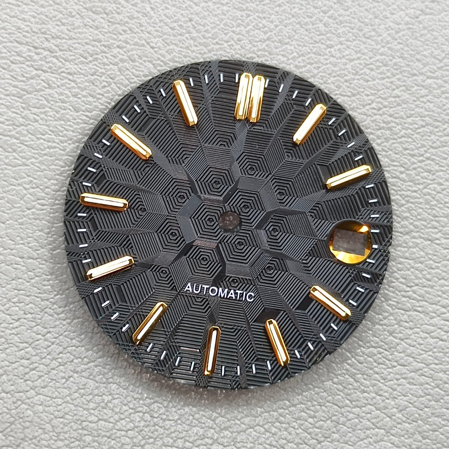 No Logo Black 28.5mm Golden Nail Constructed Lume Watch Dial Fit for NH35 NH36