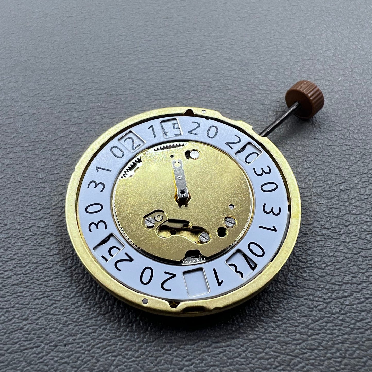 Swiss Ronda 6003B Quartz watch movement with 4 jewels and golden finish for precise timekeeping