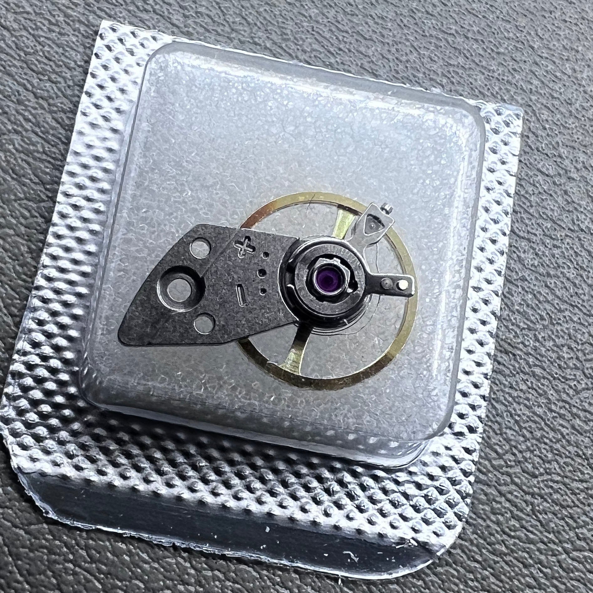 Complete Balance Wheel with Silver Splint for Miyota 8200 8215 movement, precision watch accessory part.