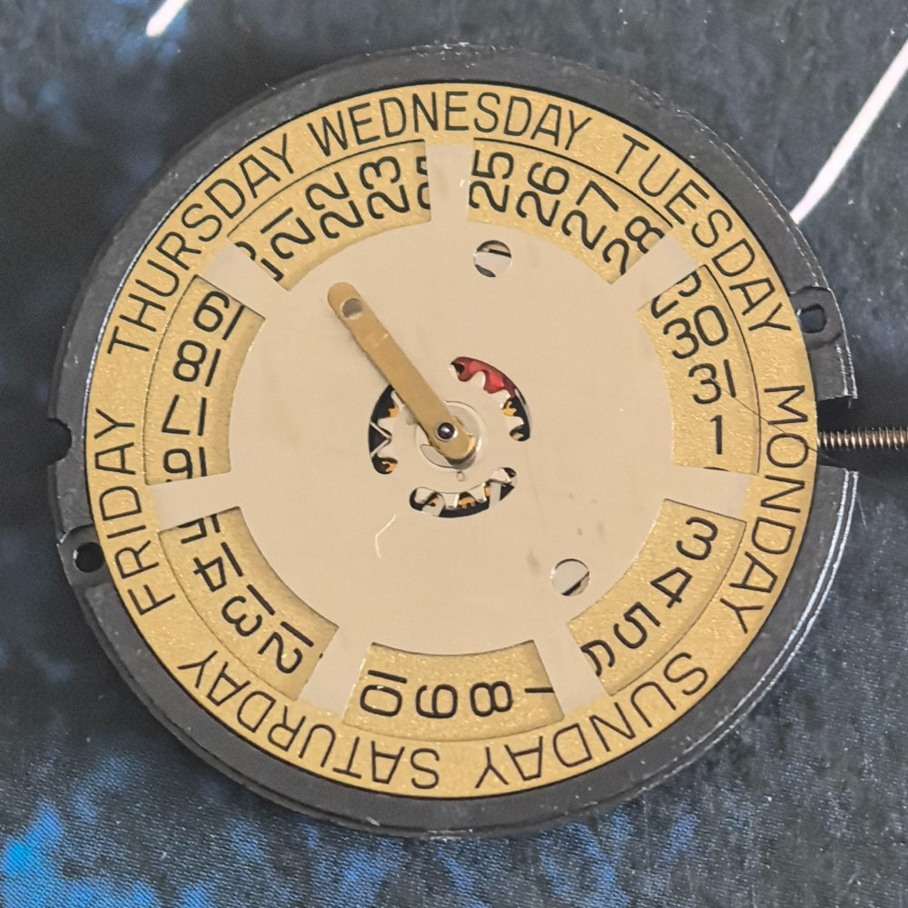 Golden disk with three hands for Swiss Made ETA805.144 quartz watch repair