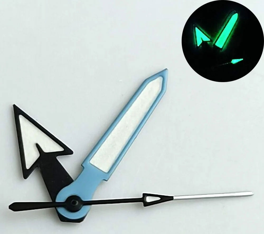 Green lume watch hands with black and white trim for NH35, NH36, 7S26, NH70, NH72 movements.