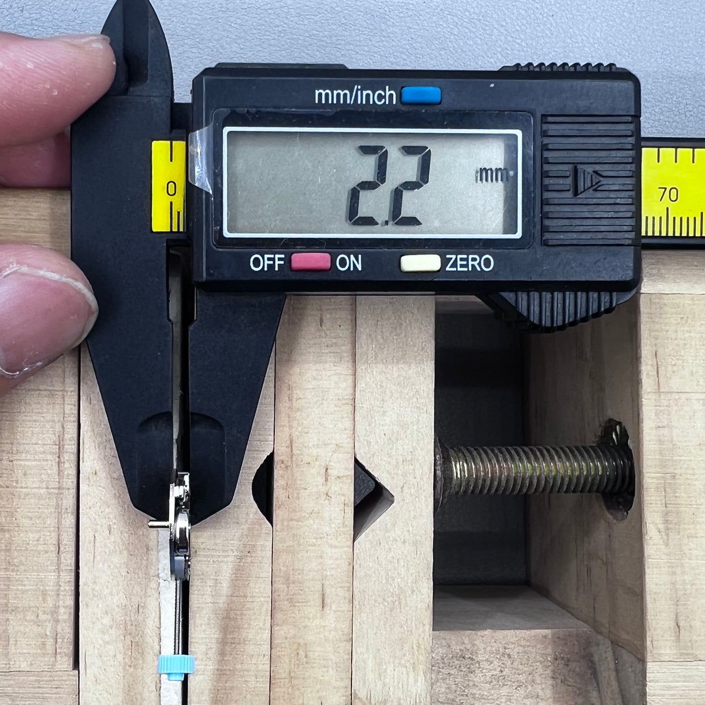 Swiss Ronda 763 Quartz Watch Movement High Canon Pinion HCP5