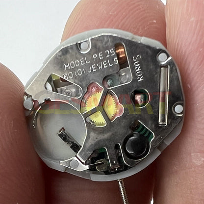 Sunon PE25 quartz watch movement with 3 hands and date display at 3 o'clock for accurate timekeeping