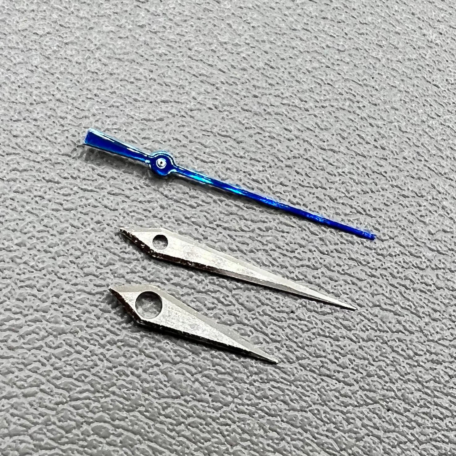 Silver and blue brushed watch hands set for NH35/36, 12.5mm, no lume, precision hemmed.