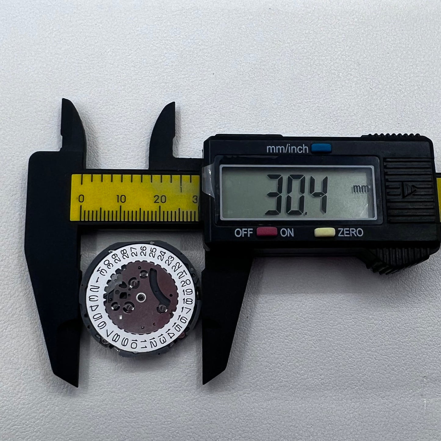 Japan Hattori VK63 VK63A 3 Hands Watch Quartz Movement Date@4:30