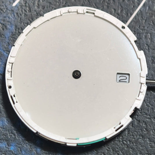 Miyota 6N10 quartz movement with single date display at 3 o?clock for watch repair parts.