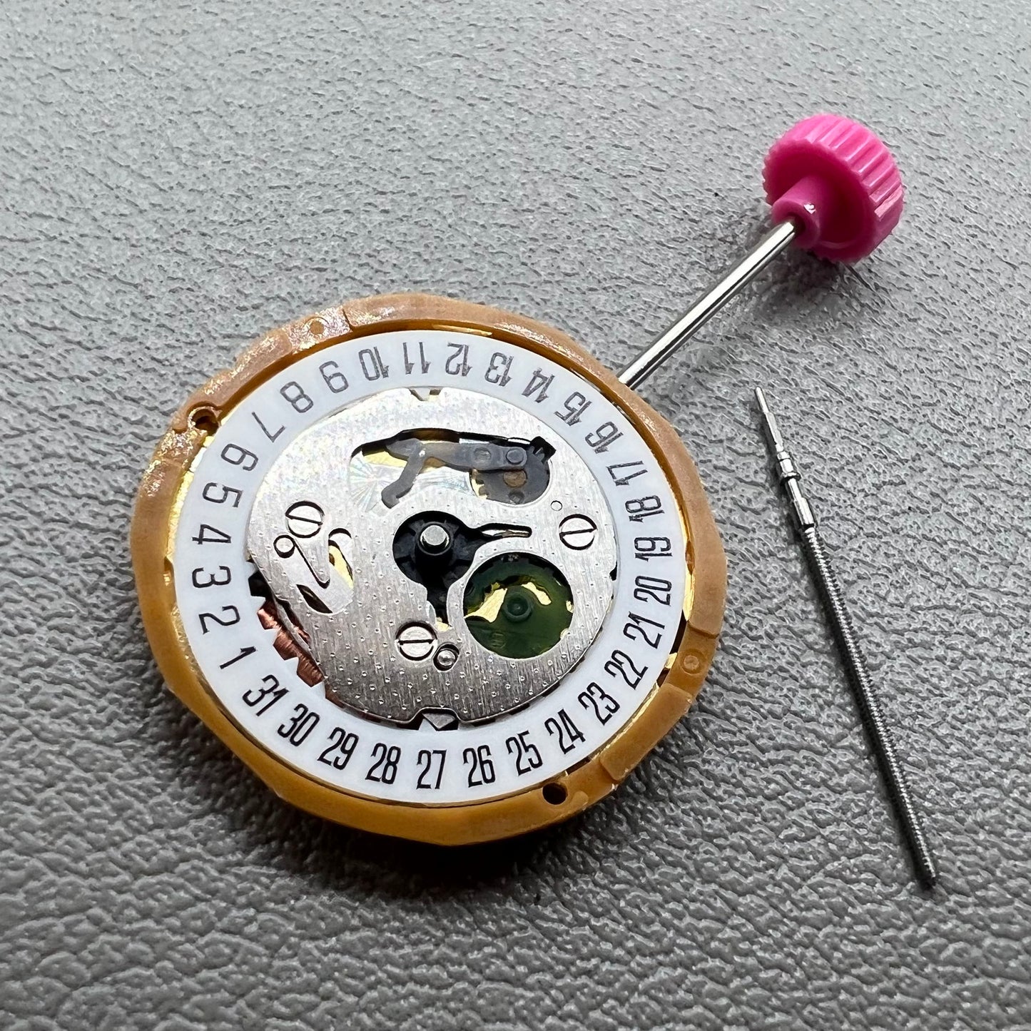 Japan Miyota 9T15 quartz watch movement with date display at 6 o?clock for precise timekeeping