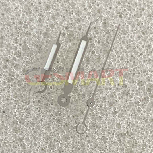 Green luminous watch hands with silver trim, compatible with NH35/NH36/4R/7S movements, for precise timekeeping.