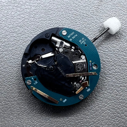 Swiss ETA 804.192 quartz watch movement with precision engineering for reliable timekeeping.