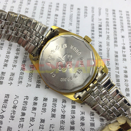 38mm Peacock manual mechanical watch featuring 17 jewels and single calendar, showcasing elegant Chinese craftsmanship.