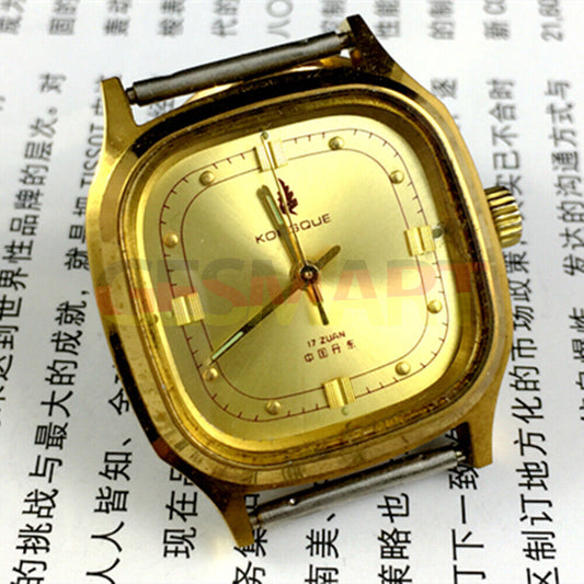 33mm Dandong manual mechanical watch with 17 jewels, golden dial, and square golden case for stylish wear