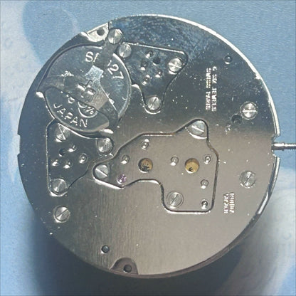 Swiss Part Ronda 5050B quartz movement with date at 6, precision watch accessory for repairs