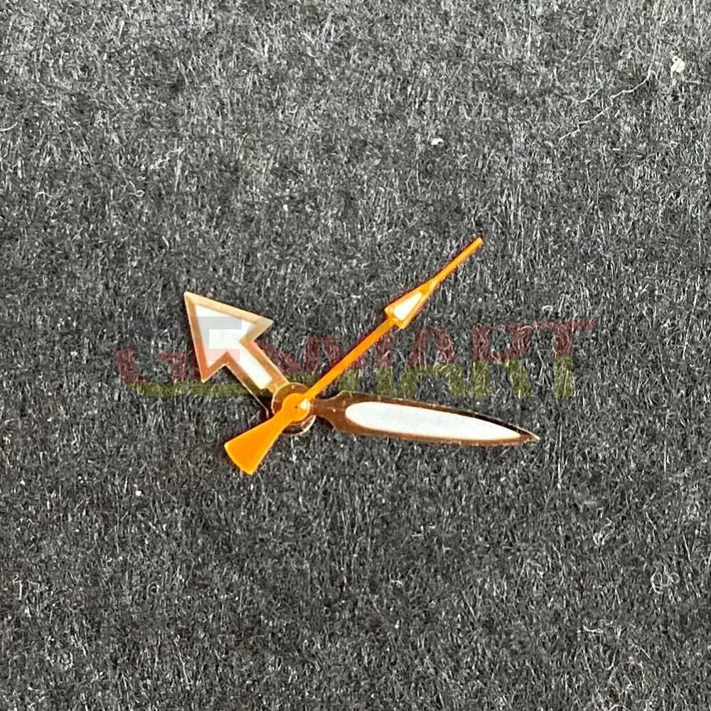 Green luminous golden trim watch hands, designed for NH35/NH36/4R36 SK007 movement, enhancing readability and style.