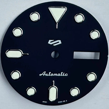 Black and silver trimmed Nail Datejust dial with green lume for NH35 NH36 watch movement by Black+Silver.