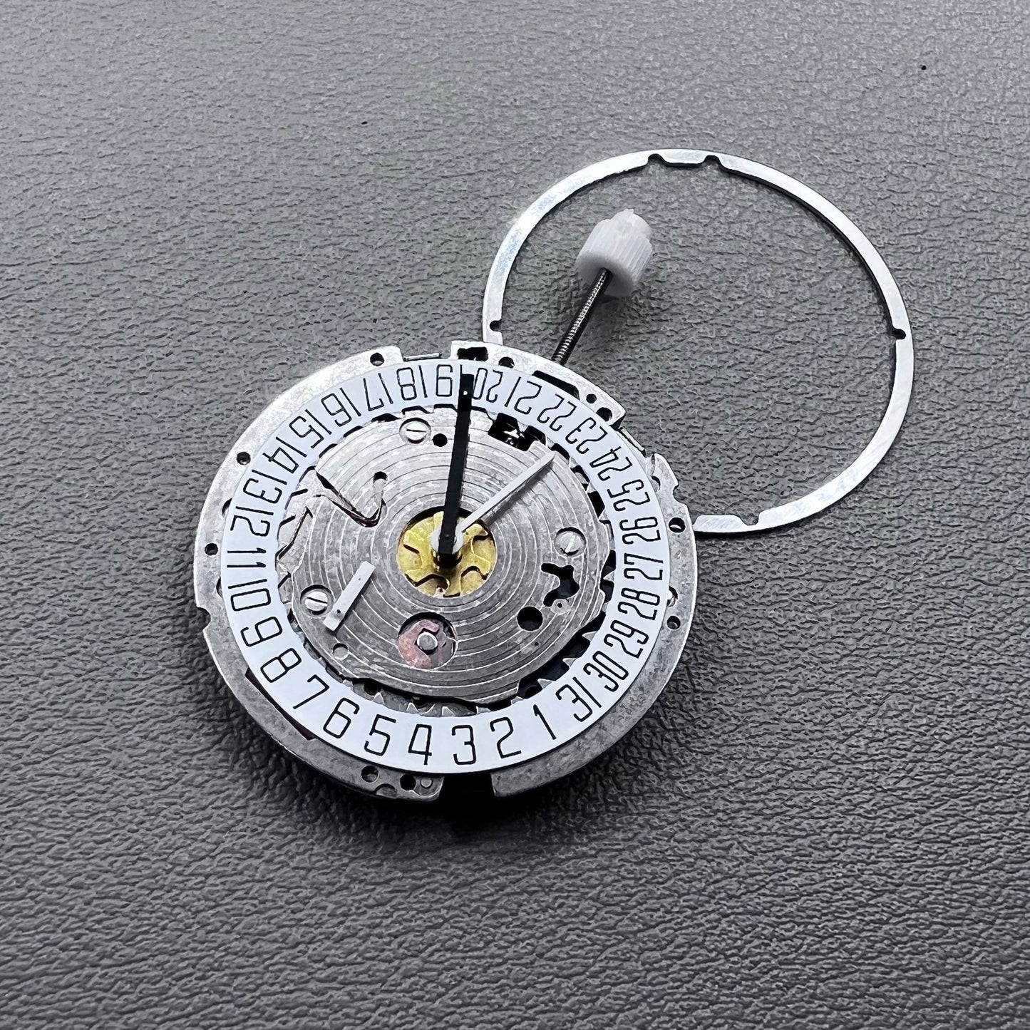 ISA 8171A Quartz Movement 4 Hands Date@6 Silver Plated