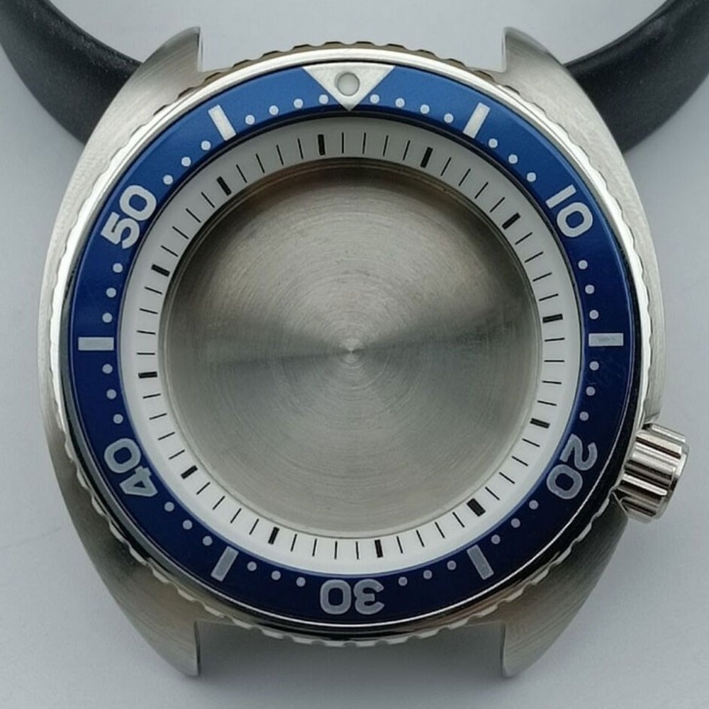 Silver 42.5mm watch case with blue bezel and white ring, compatible with NH35 NH36 NH38 NH70 NH72 movements.
